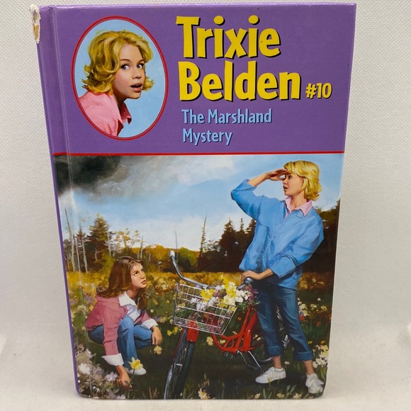 Trixie Belden Books: The Mysterious Visitor and The Marshland Mystery - Picture 9 of 16